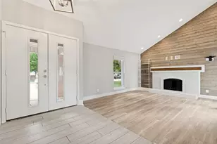 2114 Wheaton Dr, Richardson, TX 75081 - Photo 2