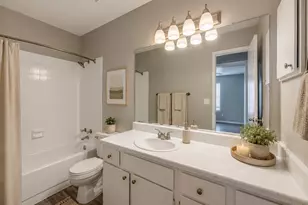 1122 Millview Dr, Arlington, TX 76012 - Photo 6