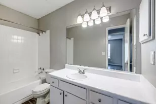1122 Millview Dr, Arlington, TX 76012 - Photo 10