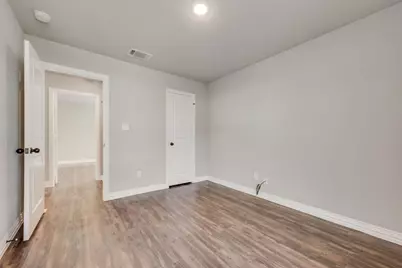 105 S Commerce Street, Savoy, TX 75479 - Photo 10