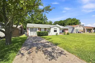 647 Power Dr, Duncanville, TX 75116 - Photo 2