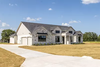 114 Red Bud Road, Boyd, TX 76023 - Photo 2
