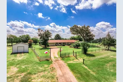 8727 S Fm 69, Como, TX 75431 - Photo 2