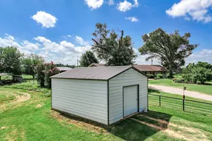 8727 S Fm 69, Como, TX 75431 - Photo 30