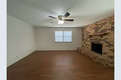 7536 Meadowlark Lane N, Watauga, TX 76148 - Photo 6