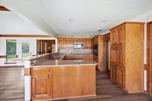 4405 Bentley Dr, Plano, TX 75093 - Photo 8