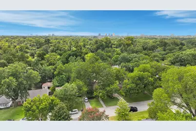8727 Fawn Drive, Dallas, TX 75238 - Photo 32