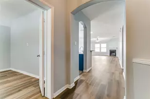 815 Creekside Dr, Little Elm, TX 75068 - Photo 2