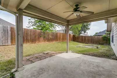 815 Creekside Drive, Little Elm, TX 75068 - Photo 14