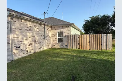 4517 Spencer Street, Greenville, TX 75401 - Photo 16