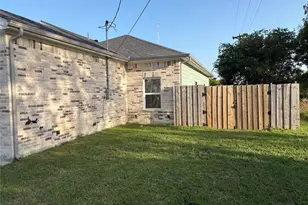 4517 Spencer St, Greenville, TX 75401 - Photo 16