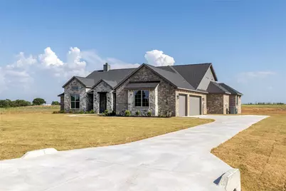 115 Red Bud Road, Boyd, TX 76023 - Photo 2