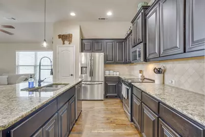 106 Hannah Court, Weatherford, TX 76085 - Photo 14