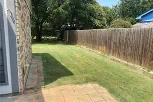 3824 Longmeadow Way, Fort Worth, TX 76133 - Photo 30