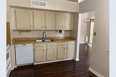 3824 Longmeadow Way, Fort Worth, TX 76133 - Photo 10