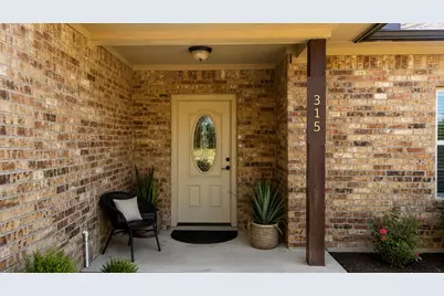 315 E Brockett Street, Sherman, TX 75090 - Photo 2