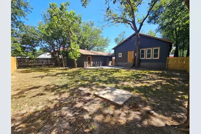 305 W Sabine Street, Groesbeck, TX 76642 - Photo 18