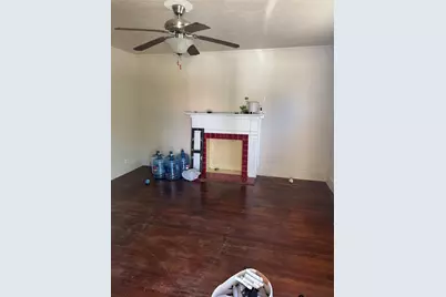 1217 Verbena Street, Fort Worth, TX 76104 - Photo 2