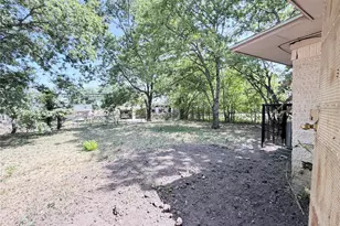 619 Midvale Dr, Dallas, TX 75232 - Photo 24