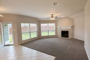 9809 Hedge Bell Dr, McKinney, TX 75072 - Photo 4
