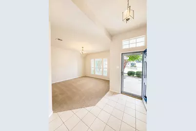 9809 Hedge Bell Drive, McKinney, TX 75072 - Photo 2