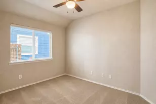 9809 Hedge Bell Dr, McKinney, TX 75072 - Photo 6