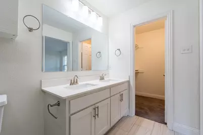 13147 Rosser Road, Farmers Branch, TX 75244 - Photo 22