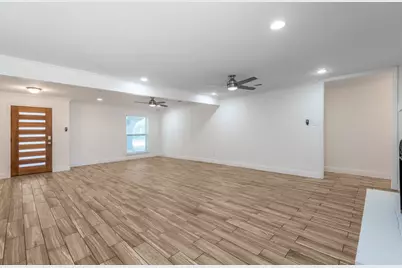 13147 Rosser Road, Farmers Branch, TX 75244 - Photo 2