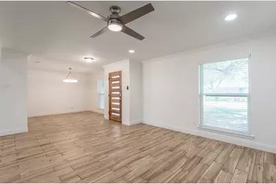 13147 Rosser Road, Farmers Branch, TX 75244 - Photo 6