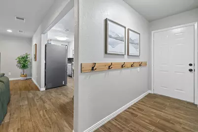 2801 Rosebud Lane, Richland Hills, TX 76118 - Photo 6