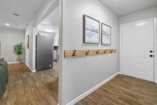 2801 Rosebud Ln, Richland Hills, TX 76118 - Photo 6