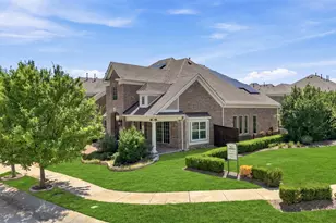 1317 Mary Horn Dr, Aubrey, TX 76227 - Photo 2
