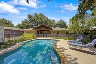 6238 Crestmont Dr, Dallas, TX 75214 - Photo 18