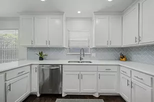 6238 Crestmont Dr, Dallas, TX 75214 - Photo 8