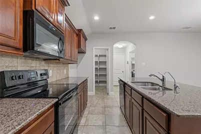 3733 Cecelia Lane, Forest Hill, TX 76140 - Photo 18