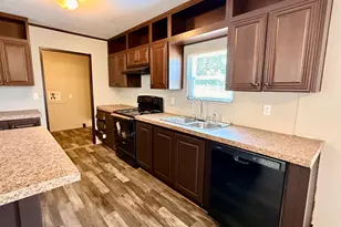 90 2nd St, Honey Grove, TX 75446 - Photo 10