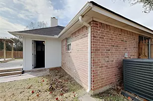551 Rand Dr, Burleson, TX 76028 - Photo 12