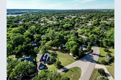 1115 E Lake Drive, Weatherford, TX 76087 - Photo 12