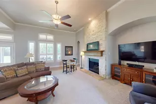 1301 Twisting Star Dr, Fort Worth, TX 76052 - Photo 4