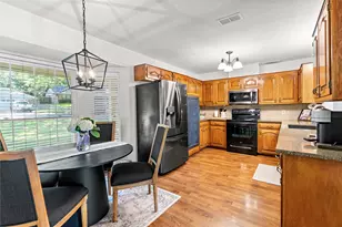 827 Yellowstone Dr, Grapevine, TX 76051 - Photo 8
