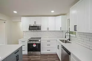 2608 Lockhart Ave, Dallas, TX 75228 - Photo 2
