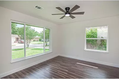 2608 Lockhart Avenue, Dallas, TX 75228 - Photo 12