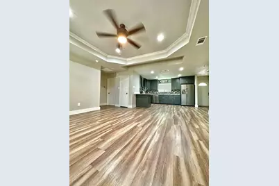 3922 Clay Avenue, Irving, TX 75061 - Photo 2