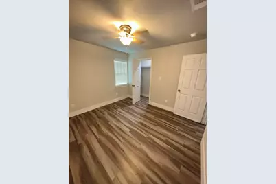 3922 Clay Avenue, Irving, TX 75061 - Photo 10