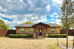 3922 Clay Ave, Irving, TX 75061 - Photo 1