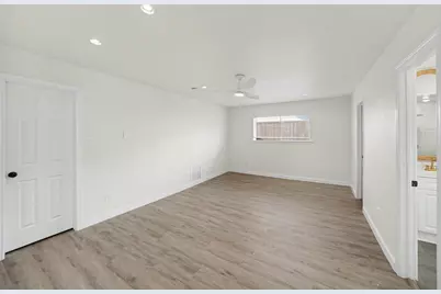 3204 Lynbrook Drive, Plano, TX 75075 - Photo 16