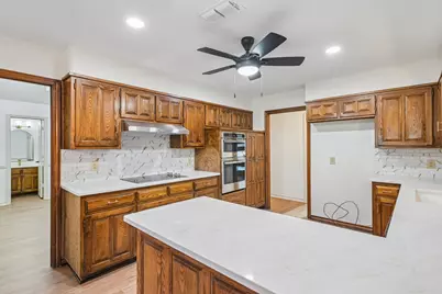 1412 Wagonwheel Court, Irving, TX 75061 - Photo 12