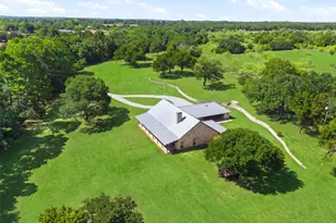 1070 S Reno Rd, Reno, TX 76082 - Photo 36