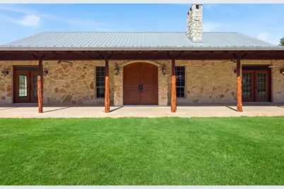 1070 S Reno Road, Reno, TX 76082 - Photo 1