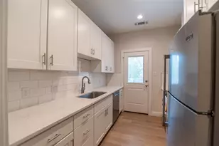 10660 Park Village Pl, Dallas, TX 75230 - Photo 8